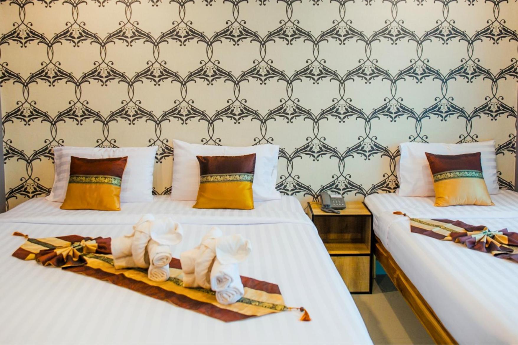 Km Hotel Чиангмай Экстерьер фото