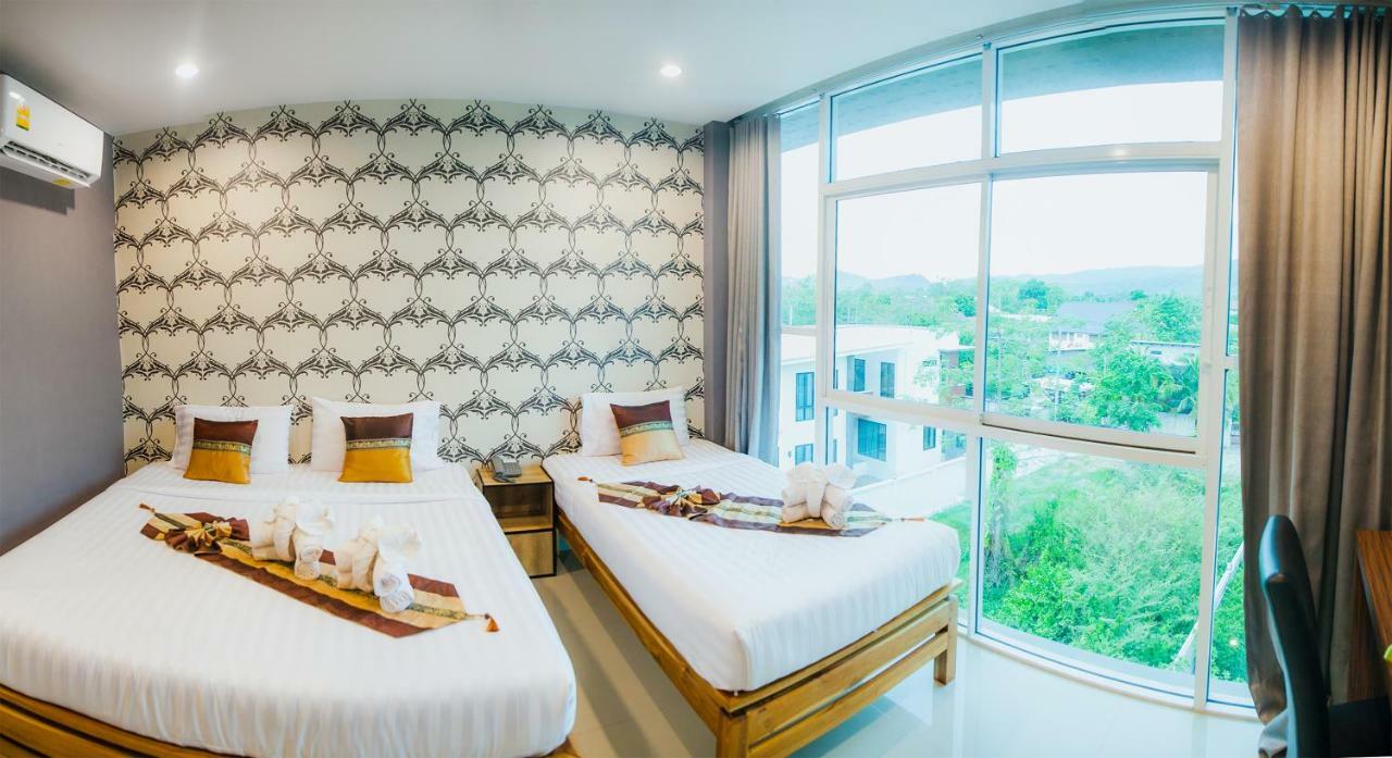 Km Hotel Чиангмай Экстерьер фото