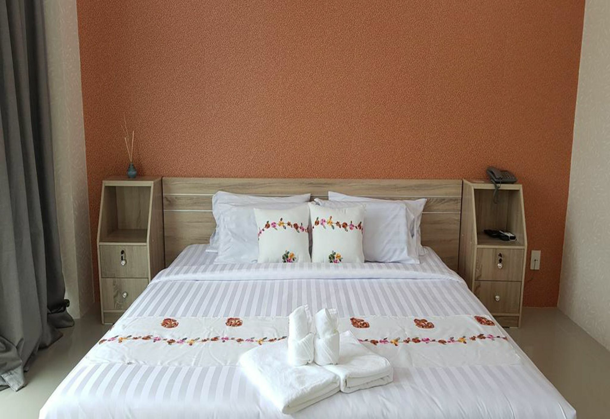 Km Hotel Чиангмай Экстерьер фото